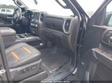 GMC SIERRA 1500 LIMITED 4WD SHORT BOX AT4/4WD STANDARD BOX AT4 1GTP9EELXNZ123439 photo