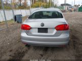 VOLKSWAGEN JETTA 2.0L S снимка