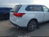 MITSUBISHI OUTLANDER ES photo