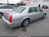 CADILLAC DTS LUXURY II снимка