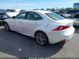 LEXUS IS 200T photo