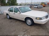 LINCOLN TOWN CAR CARTIER снимка