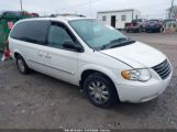 CHRYSLER TOWN & COUNTRY TOURING снимка