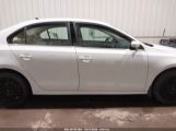 VOLKSWAGEN JETTA 1.4T SE photo