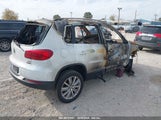 VOLKSWAGEN TIGUAN SE WVGBV7AX9GW531571 photo