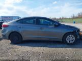 HYUNDAI ELANTRA SE photo