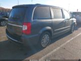 CHRYSLER TOWN & COUNTRY LIMITED photo