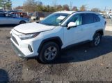 TOYOTA RAV4 XLE снимка