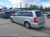 CHRYSLER TOWN & COUNTRY TOURING photo