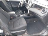 TOYOTA RAV4 XLE JTMRFREVXGD****** photo
