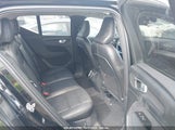 VOLVO XC40 T5 MOMENTUM YV4162UK3M2****** снимка