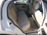 LINCOLN TOWN CAR SIGNATURE LIMITED 1LNHM82V67Y****** fotografie