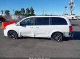 DODGE GRAND CARAVAN SXT photo