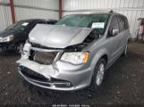 CHRYSLER TOWN & COUNTRY LIMITED photo