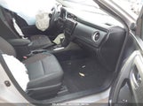 TOYOTA COROLLA LE 2T1BURHE5JC087757 снимка