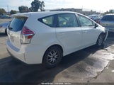 TOYOTA PRIUS V JTDZN3EU1FJ****** снимка