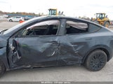 TESLA MODEL Y LONG RANGE DUAL MOTOR ALL-WHEEL DRIVE 7SAYGDEE0RA228301 снимка