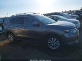 NISSAN ROGUE SV photo