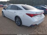 TOYOTA AVALON XLE снимка