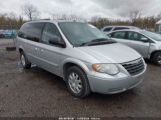 CHRYSLER TOWN & COUNTRY TOURING photo