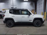 JEEP RENEGADE TRAILHAWK 4X4 снимка