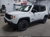 JEEP RENEGADE TRAILHAWK 4X4 снимка