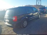 CHRYSLER TOWN & COUNTRY TOURING снимка