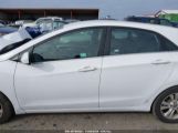 HYUNDAI ELANTRA GT снимка