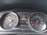 Volkswagen Golf Gti 2.0T Autobahn 4-Door 3VW5T7AUXFM004695 fotografie