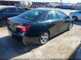 TOYOTA CAMRY SE photo