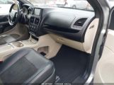 DODGE GRAND CARAVAN SXT photo