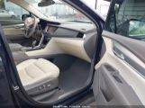 CADILLAC XT5 LUXURY photo