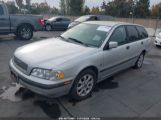 VOLVO V40 A/AS YV1VW2552YF****** photo
