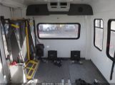 CHEVROLET BUS EXPRESS CUTAWAY photo