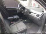 MITSUBISHI OUTLANDER ES photo