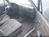 TOYOTA PICKUP 1/2 TON EX LNG WHLBSE DLX JT4RN93P3M5****** photo