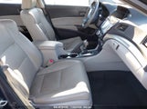 ACURA ILX PREMIUM PACKAGE/TECHNOLOGY PLUS PACKAGE 19UDE2F70HA****** снимка