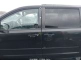 DODGE GRAND CARAVAN SXT photo