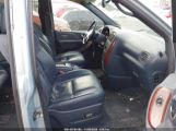 CHRYSLER TOWN & COUNTRY LIMITED 2C8GP64L91R****** снимка