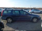 VOLVO V70 XC photo