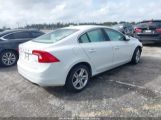 VOLVO S60 T5 PREMIER снимка