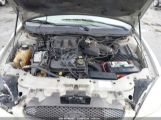 FORD TAURUS SE photo