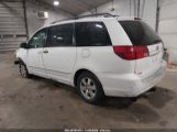 TOYOTA SIENNA LE photo