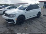 VOLKSWAGEN TIGUAN 2.0T SE/2.0T SE R-LINE BLACK/2.0T SEL снимка