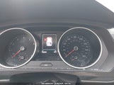 VOLKSWAGEN TIGUAN 2.0T SE/SEL 3VV2B7AX2JM221946 снимка