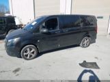 MERCEDES-BENZ METRIS photo