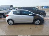 TOYOTA YARIS LE photo