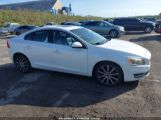 VOLVO S60 T5 PLATINUM photo