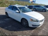 VOLVO S60 T5 PLATINUM photo