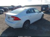 VOLVO S60 T5 PLATINUM photo